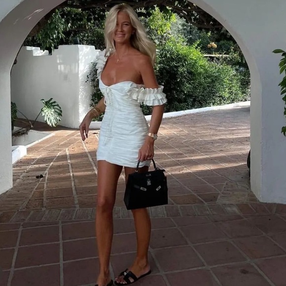 NEW ZARA WOMENS MINI DRESS RUCHED FRONT LACE UP GRADUATION WHITE OYSTER - Picture 3 of 10